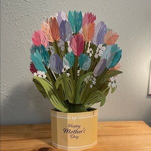Floral Pop-Up Bouquet Card — Multicolor Tulips